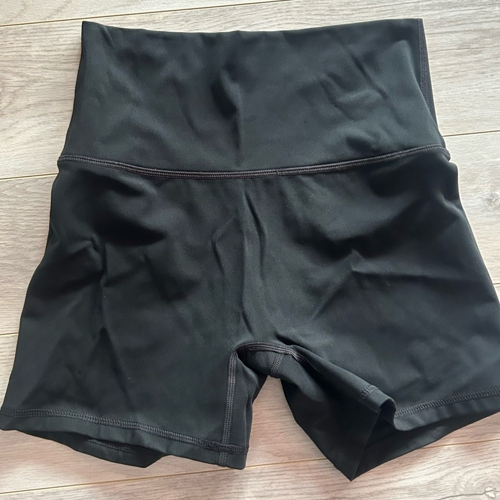 Aerie | Black High-Waisted Shorts